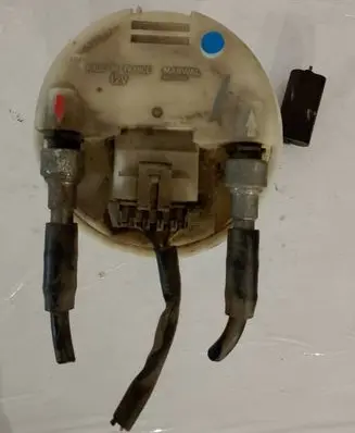 Volvo 440 Mechanical fuel pump 635A92