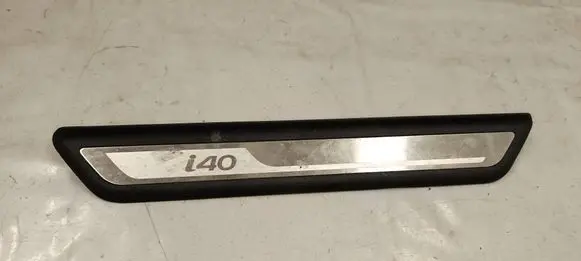 Hyundai i40 Front sill trim cover 858733Z100