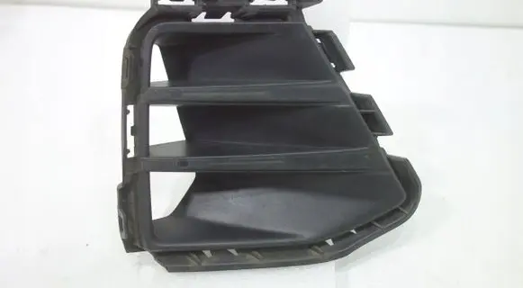 Volkswagen Golf VII Front bumper lower grill 5G0853212J