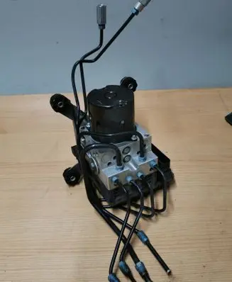 BMW 7 F01 F02 F03 F04 ABS Pump 6792478 34526792480