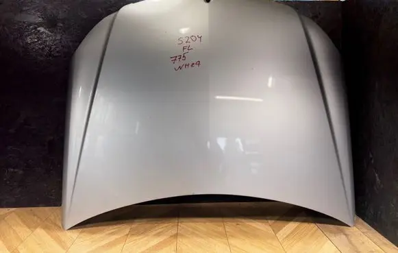 Mercedes-Benz C W204 Engine bonnet/hood 