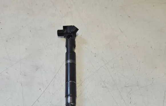 Mercedes-Benz Vito Viano W639 Fuel injector A6510700587