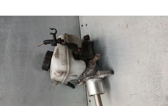 Opel Astra G Master brake cylinder 557112014