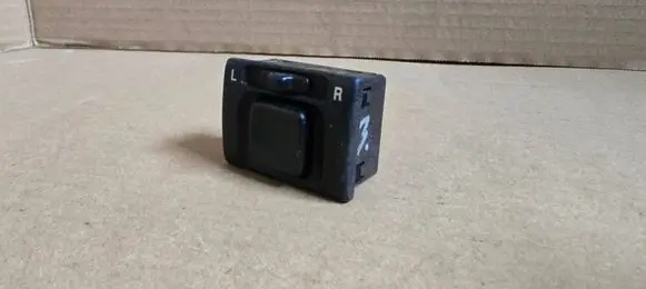 Suzuki Ignis Wing mirror switch 3795075F00