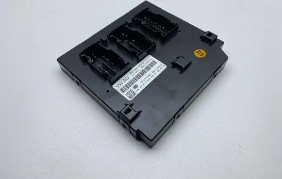 Audi Q3 8U Comfort/convenience module 8X0907063S 5DK009658-22