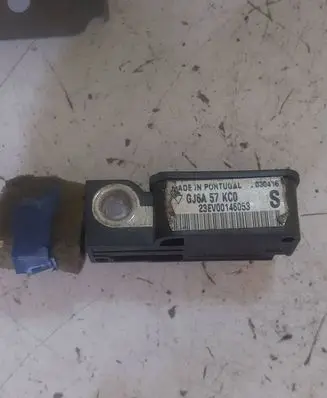 Mazda 6 Airbag deployment crash/impact sensor GJ6A57KC0