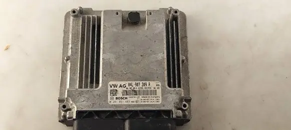 Volkswagen PASSAT B8 Engine control unit/module 04L907309P 0281031483 04L907309L