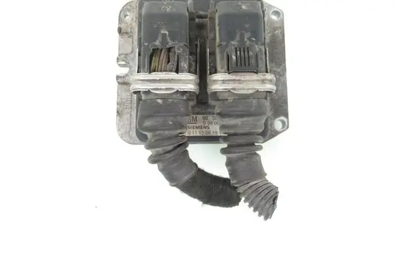 Opel Zafira A Engine control unit/module 90582539
