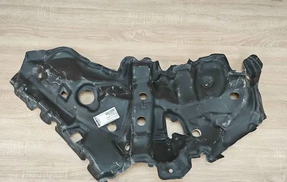 BMW X6 G06 Exhaust heat shield 7434357