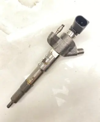 Renault Master III Fuel injector 166009567R HMLGT5690R 20725