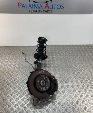 Nissan Juke I F15 Front wheel hub spindle knuckle