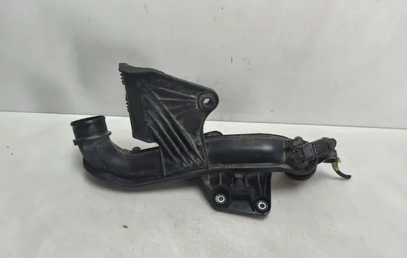 Audi Q5 SQ5 Intercooler hose/pipe 8K0145673AJ