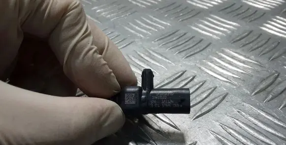 Volvo XC40 Airbag deployment crash/impact sensor 31451502