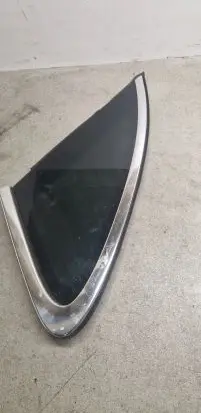 Porsche Macan (95B) Rear side window 95B845297XN