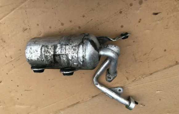 Volvo C30 Air conditioning (A/C) air dryer 