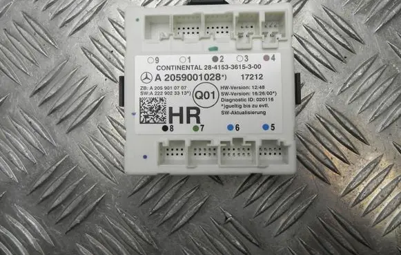 Mercedes-Benz C W205 Door control unit/module A2059001028 G4013