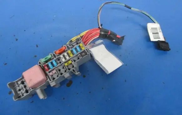 Renault Megane II Fuse box set 8200440670