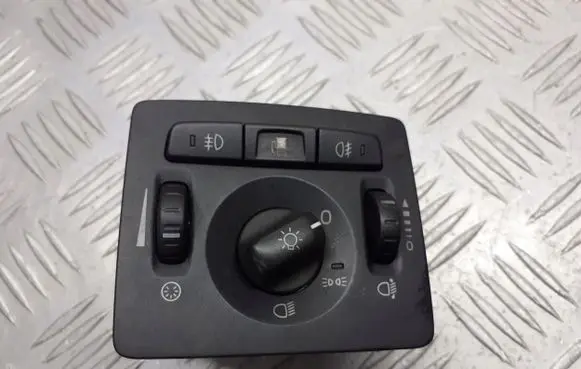 Volvo V50 Light switch 30669736