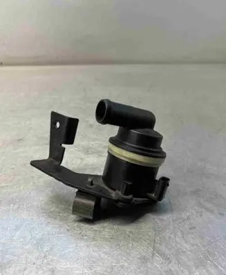 Audi A6 C7 Electric auxiliary coolant/water pump 03L965561A