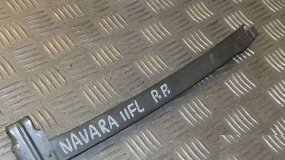 Nissan Navara D22 Door glass rail 