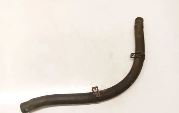 Nissan X-Trail T30 Engine coolant pipe/hose 67R010128
