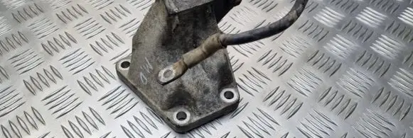 Audi A6 S6 C5 4B Engine mounting bracket 4B0199308E