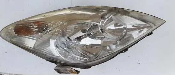 Toyota Corolla Verso E121 Headlight/headlamp NOCODE