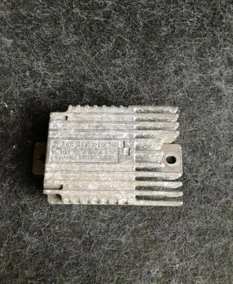 Mercedes-Benz A W168 Coolant fan relay A0275458032