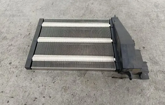 Volkswagen Golf V Air conditioning (A/C) radiator (interior)