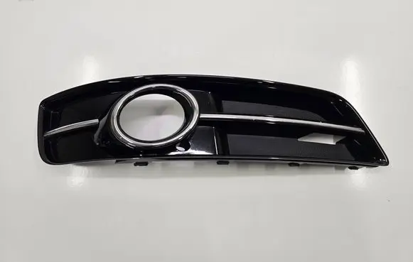 Audi A3 S3 8P Front fog light trim/grill 8P0807682J