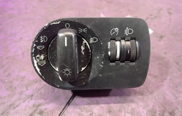 Audi A3 S3 A3 Sportback 8P Light switch 8P1941531C