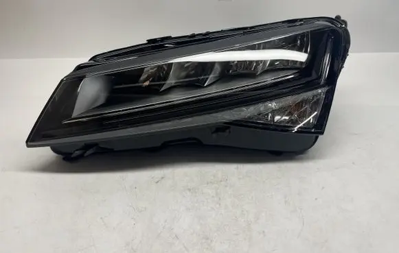 Skoda Superb B5 (3U) Headlight/headlamp 3V1941015C