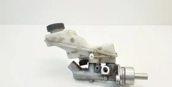 Toyota Avensis T250 Master brake cylinder 25113379