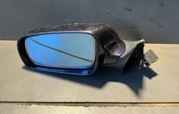 Audi A4 S4 B5 8D Front door electric wing mirror E6014740