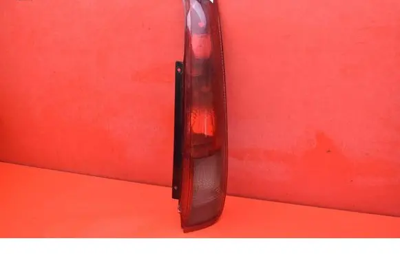 Nissan X-Trail T30 Rear/tail lights