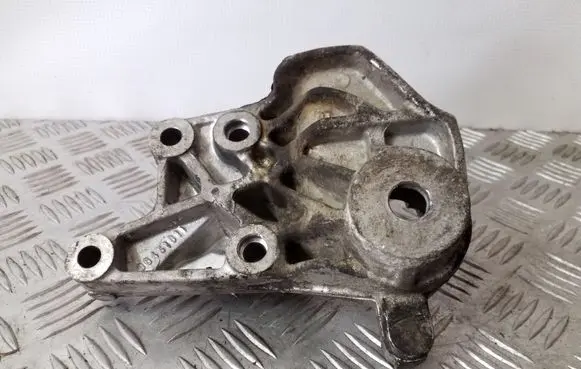 Citroen C5 Engine mounting bracket 96451611