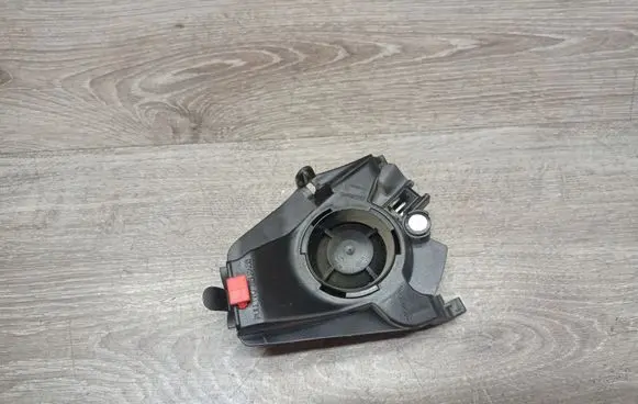Volvo XC70 Parcel shelf speaker 8633992