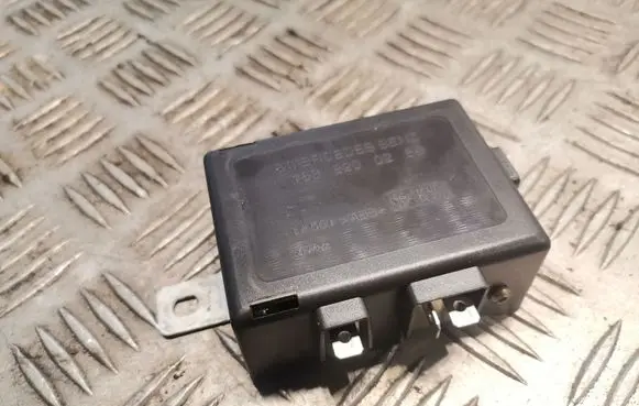 Mercedes-Benz ML W163 Aerial antenna amplifier 1638200289