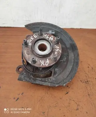 Nissan Juke I F15 Front wheel hub