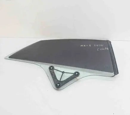 Mercedes-Benz E C207 W207 Rear side window 43R00050