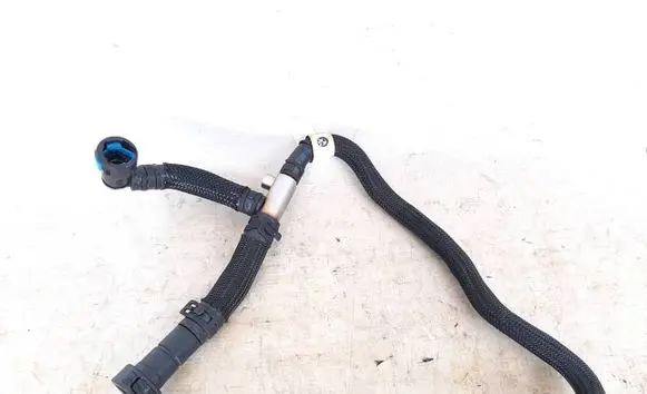 BMW 5 G30 G31 G38 Fuel line pipe 8595120 13538595120