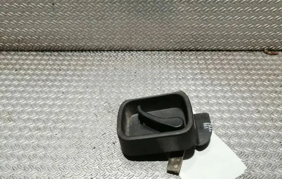 Loading door interior handle
