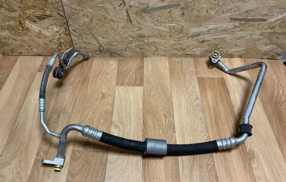 BMW 5 E60 E61 Air conditioning (A/C) pipe/hose 234982