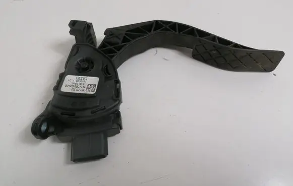 Audi A4 S4 B8 8K Accelerator throttle pedal 8K1721523