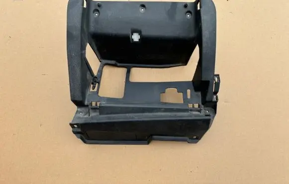 Dashboard lower bottom trim panel