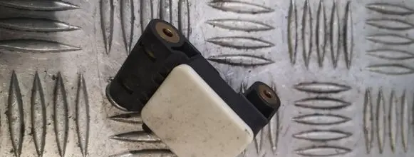 BMW X3 E83 Airbag deployment crash/impact sensor 6911003