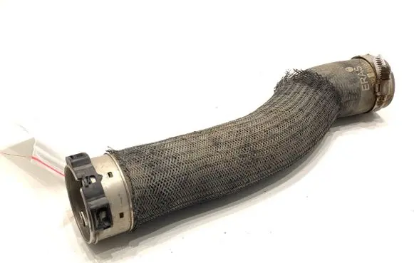 Peugeot 3008 II Air intake hose/pipe 9826259080