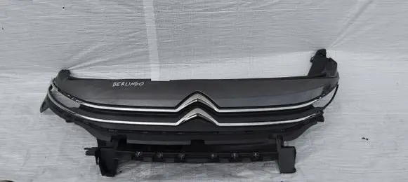 Citroen Berlingo Front bumper upper radiator grill