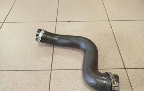 Land Rover Range Rover Sport L320 Intercooler hose/pipe 