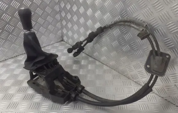 Toyota Avensis Verso Gearbox retarder lever 